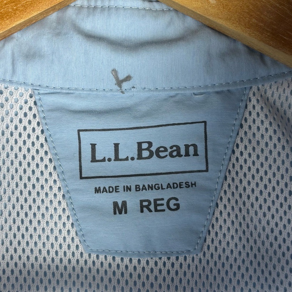 LL Bean Women's M Vented Button Up Light Blue Hiking Fishing Tank Shirt Nylon - Picture 8 of 10